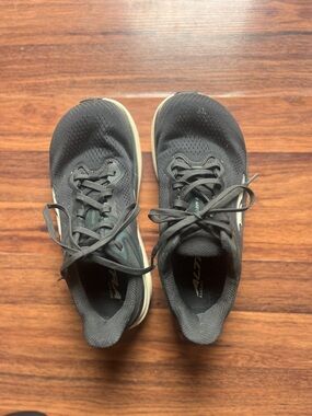 Altra Paradigm 7 size 6